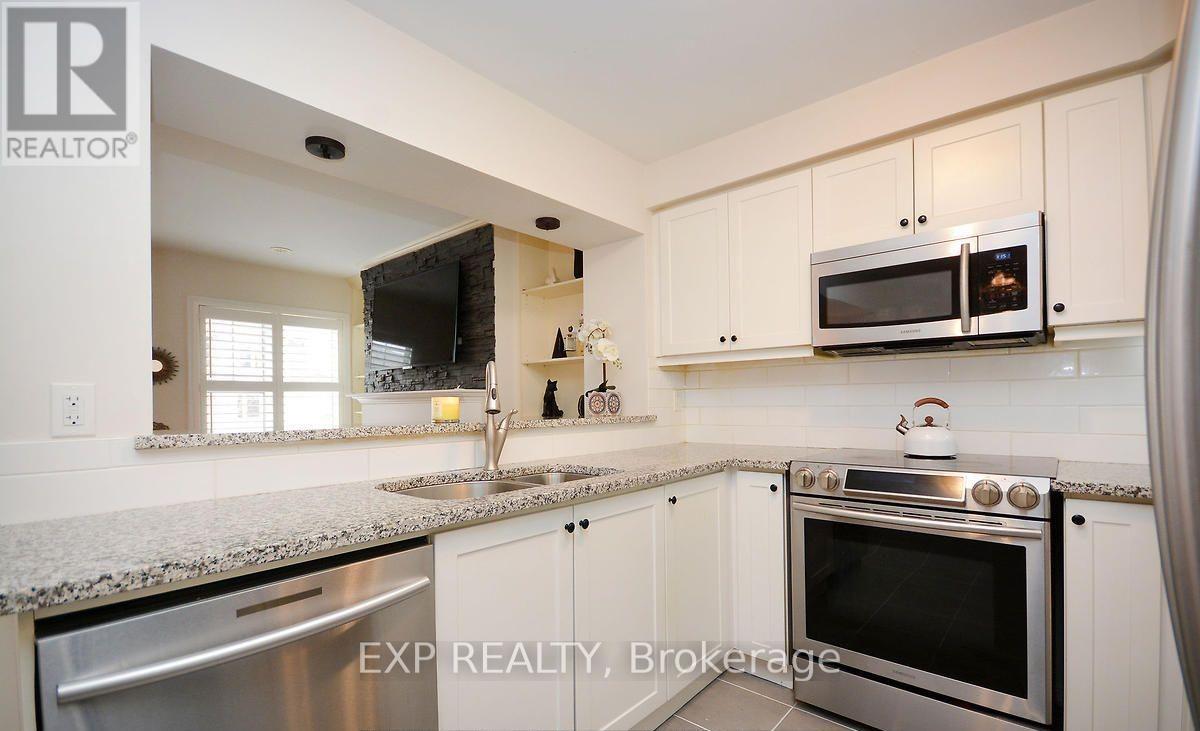 13 Colonel Frank Ching Crescent, Brampton, Ontario  L6Y 5W6 - Photo 11 - W12896350