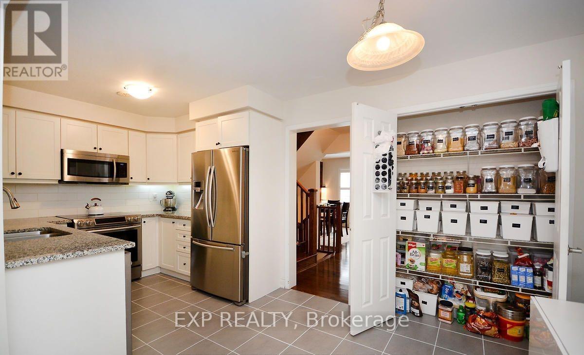 13 Colonel Frank Ching Crescent, Brampton, Ontario  L6Y 5W6 - Photo 15 - W12896350