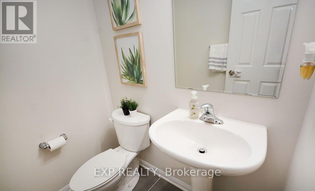 13 Colonel Frank Ching Crescent, Brampton, Ontario  L6Y 5W6 - Photo 16 - W12896350