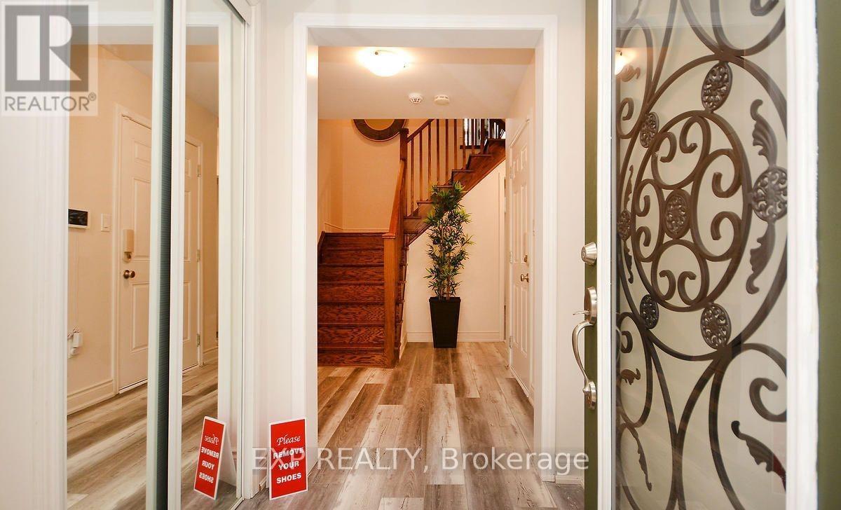 13 Colonel Frank Ching Crescent, Brampton, Ontario  L6Y 5W6 - Photo 3 - W12896350