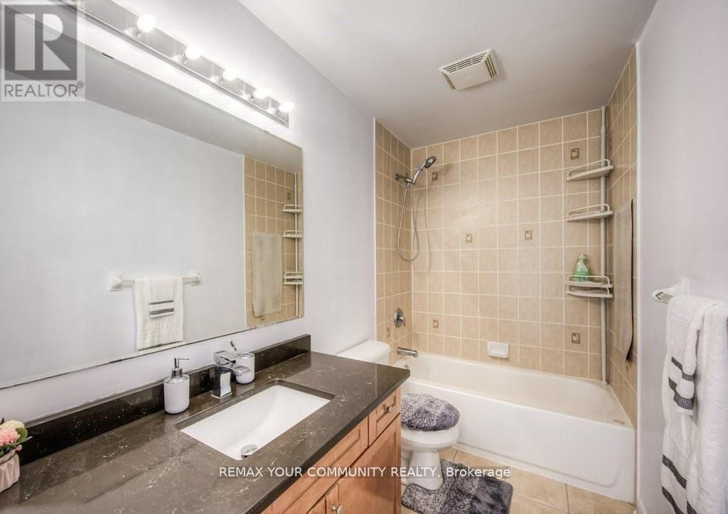 356 Garth Massey Drive, Cambridge, Ontario  N1T 2K4 - Photo 10 - X12896332