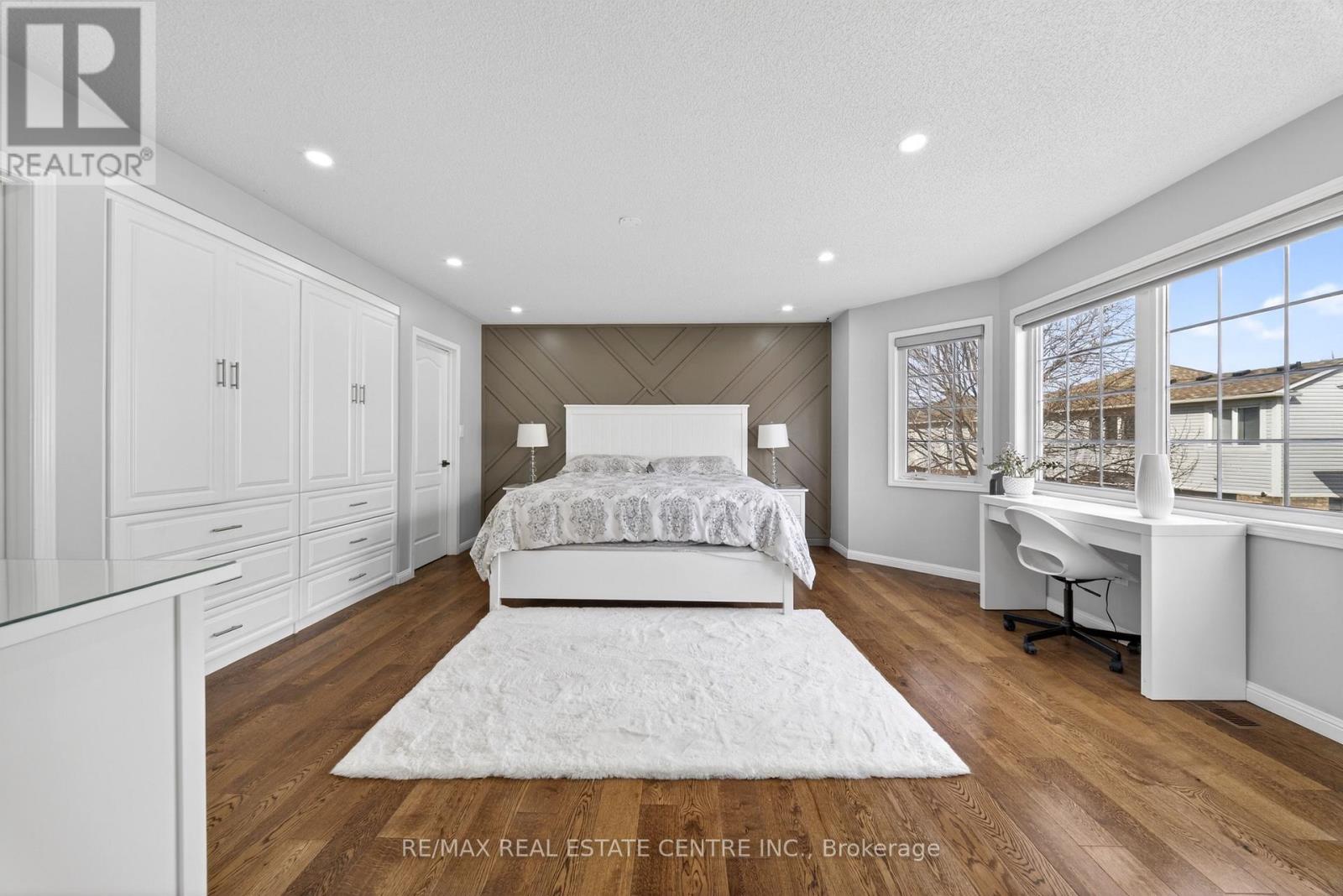 207 Arthur Fach Drive, Cambridge, Ontario  N1T 2G2 - Photo 24 - X12896346