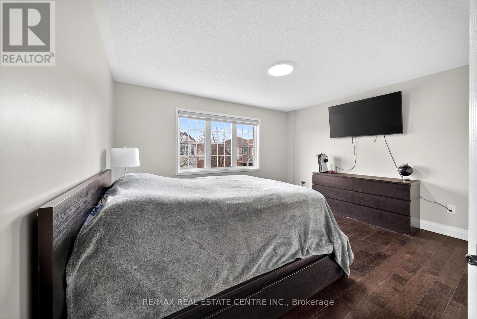 207 Arthur Fach Drive, Cambridge, Ontario  N1T 2G2 - Photo 36 - X12896346