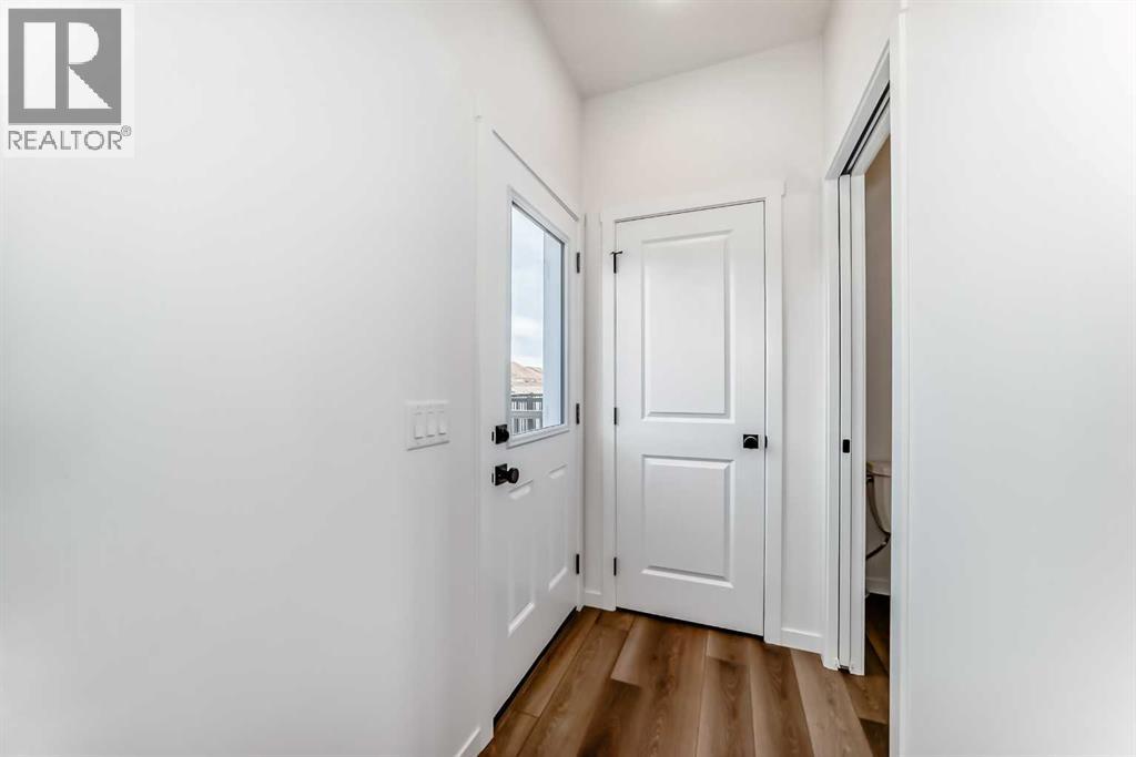 406 Heartland Way, Cochrane, Alberta  T4C 3E5 - Photo 17 - A2267807