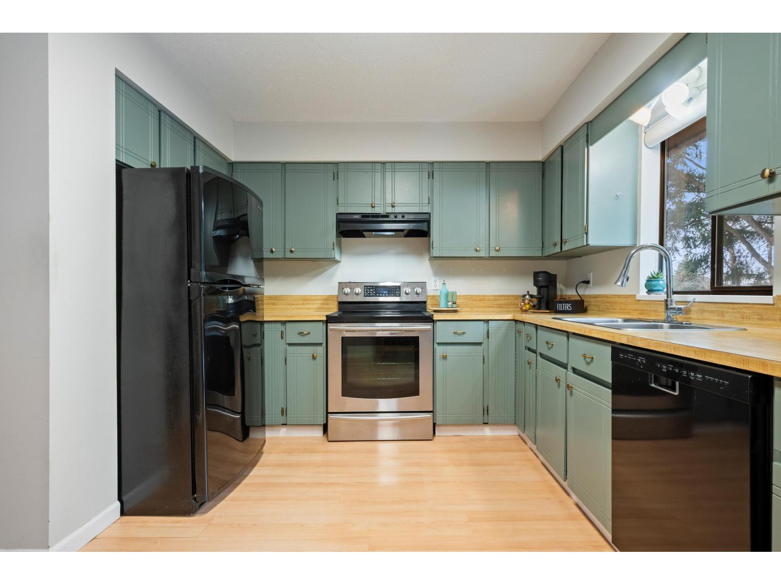 1505 134a Street, Surrey, British Columbia  V4A 5P7 - Photo 3 - R3100512