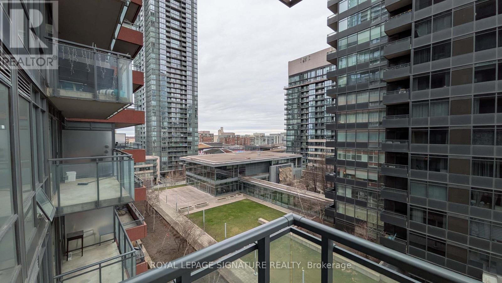 801 - 4k Spadina Avenue, Toronto, Ontario  M5V 3Y9 - Photo 12 - C12895838