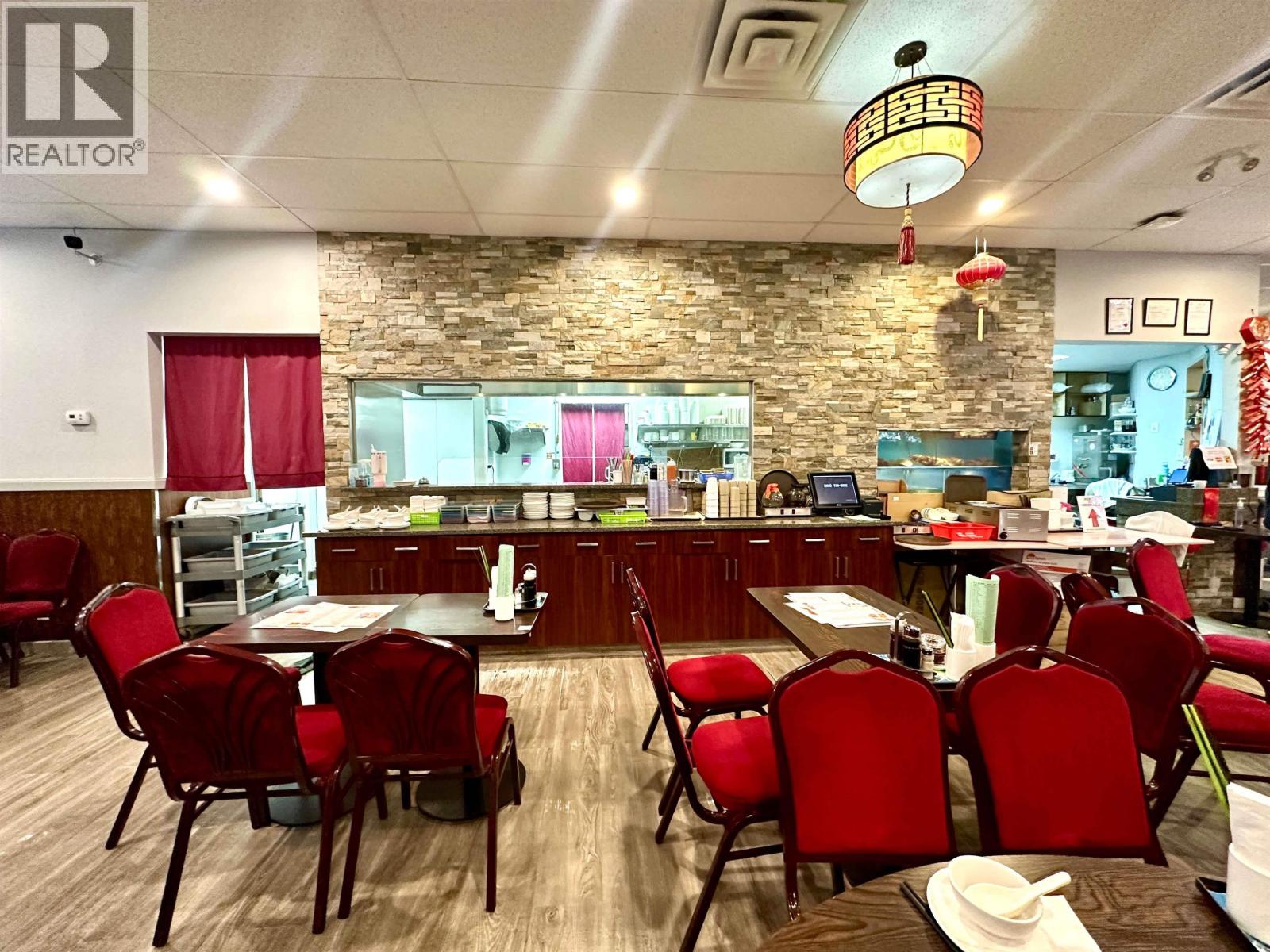 6 555 Clarke Road, Coquitlam, British Columbia  V3J 3X4 - Photo 2 - C8077120