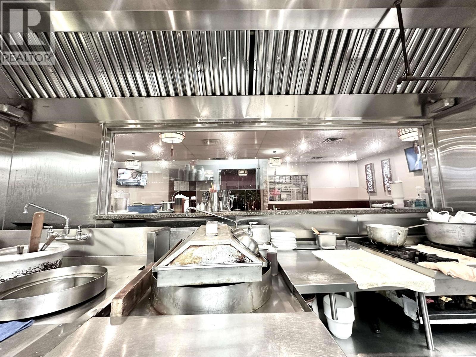 6 555 Clarke Road, Coquitlam, British Columbia  V3J 3X4 - Photo 5 - C8077120