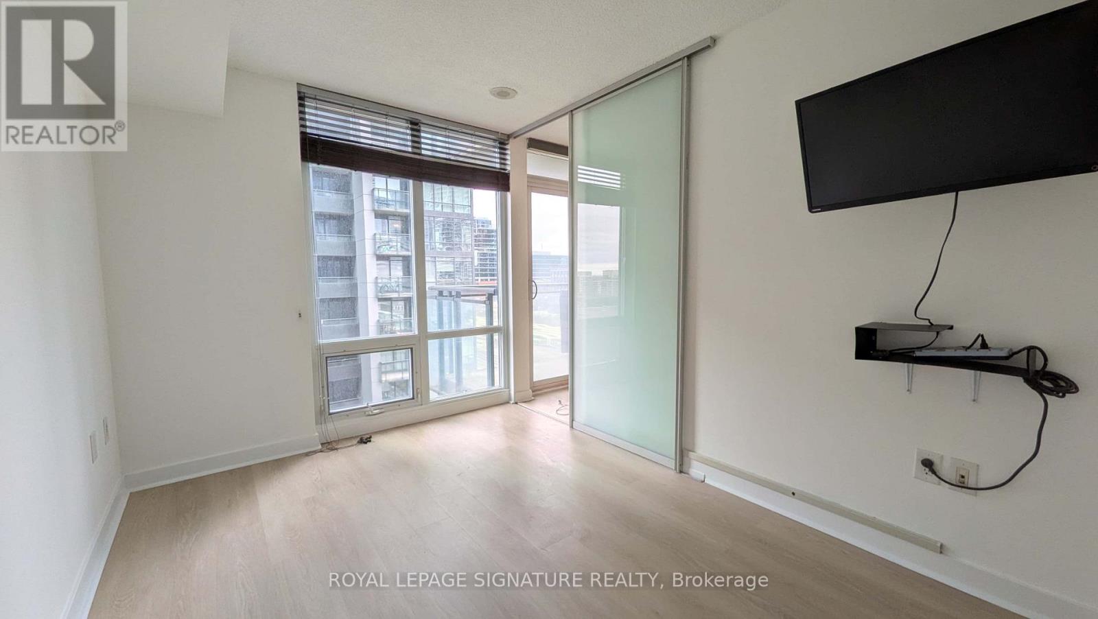 801 - 4k Spadina Avenue, Toronto, Ontario  M5V 3Y9 - Photo 7 - C12895838