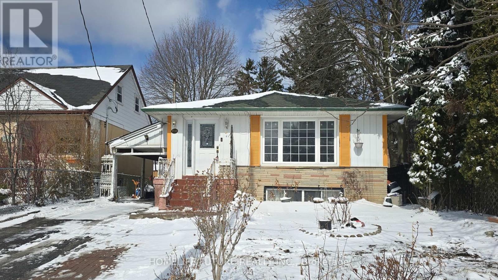 MAIN - 3732 ST CLAIR AVENUE E, Toronto, Ontario