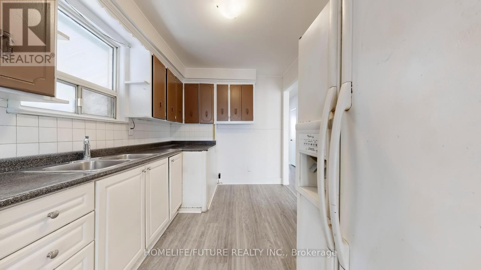 Main - 3732 St Clair Avenue E, Toronto, Ontario  M1M 1T7 - Photo 15 - E12895620