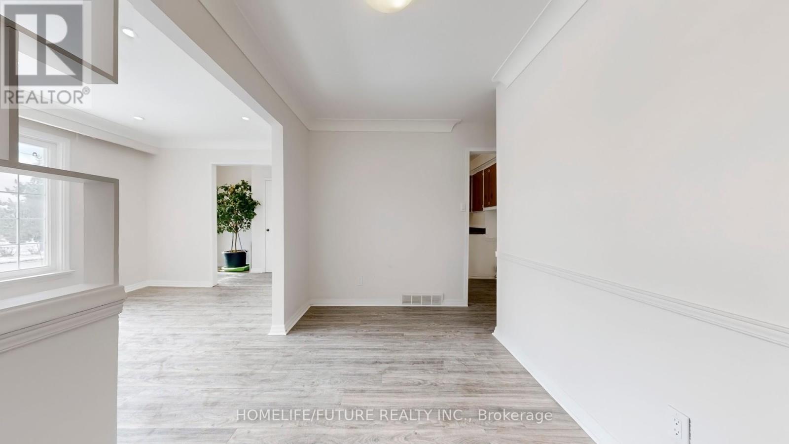 Main - 3732 St Clair Avenue E, Toronto, Ontario  M1M 1T7 - Photo 22 - E12895620