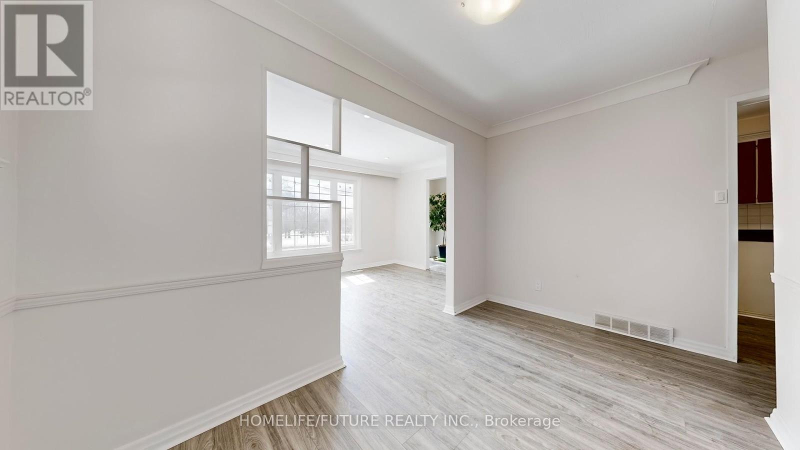 Main - 3732 St Clair Avenue E, Toronto, Ontario  M1M 1T7 - Photo 21 - E12895620
