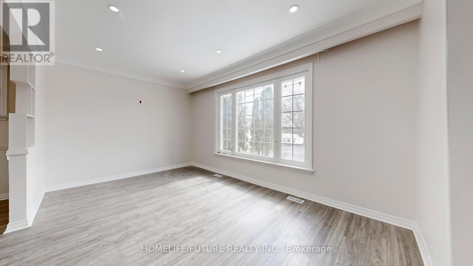 Main - 3732 St Clair Avenue E, Toronto, Ontario  M1M 1T7 - Photo 7 - E12895620