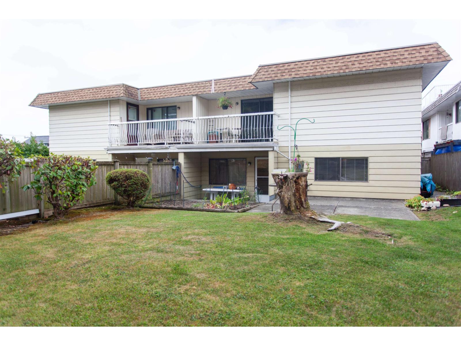 1232 Foster Street, White Rock, British Columbia  V4B 3X1 - Photo 2 - R3100146