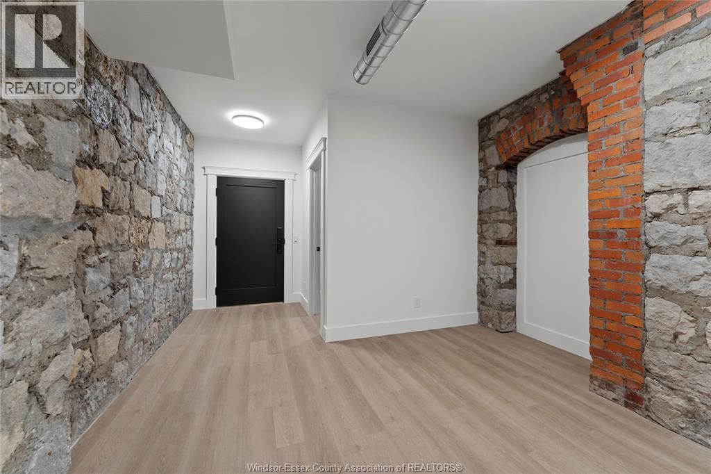 247 Brock Street Unit# 102, Amherstburg, Ontario  N9V 2H4 - Photo 3 - 26005660