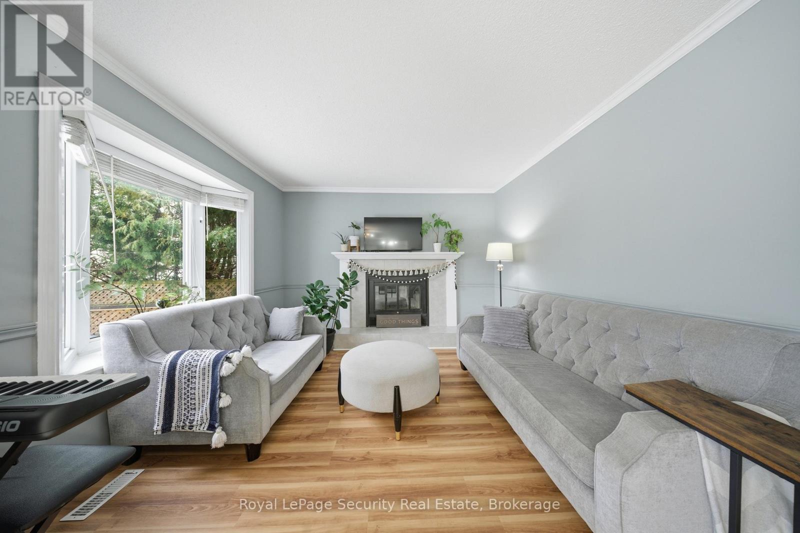 122 Browning Trail, Barrie, Ontario  L4N 6R3 - Photo 21 - S12894752