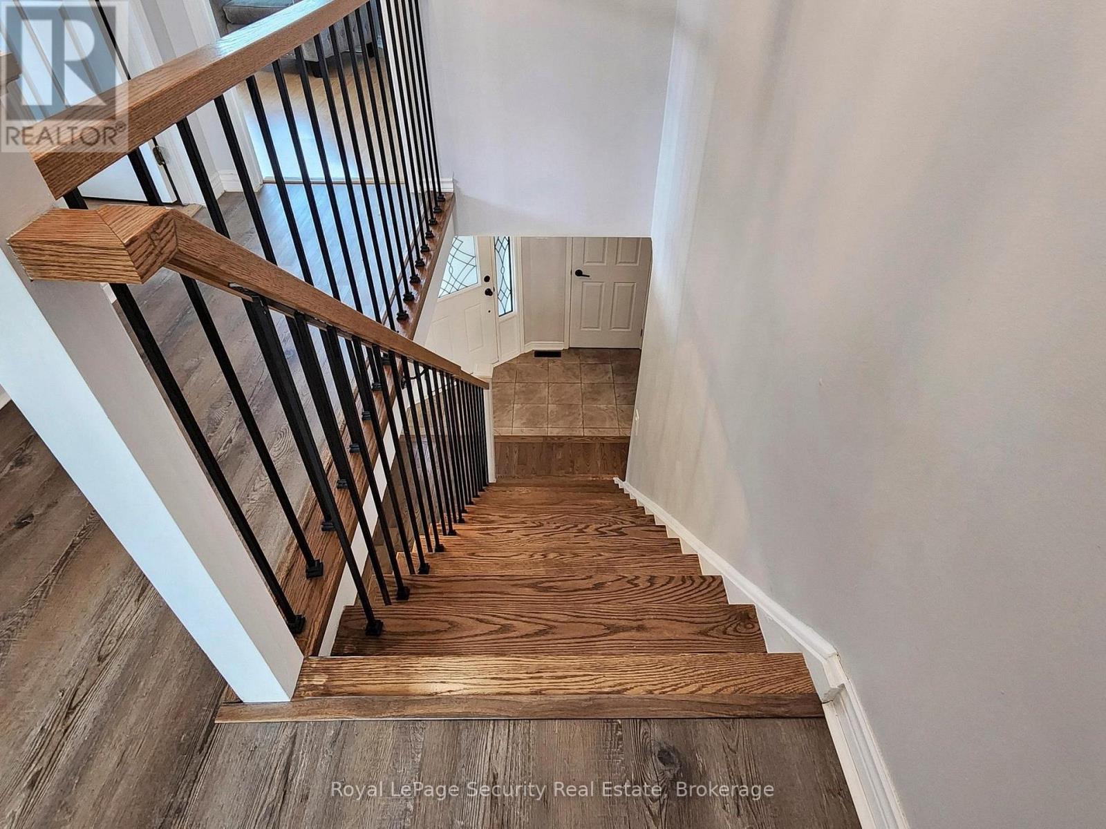 122 Browning Trail, Barrie, Ontario  L4N 6R3 - Photo 24 - S12894752