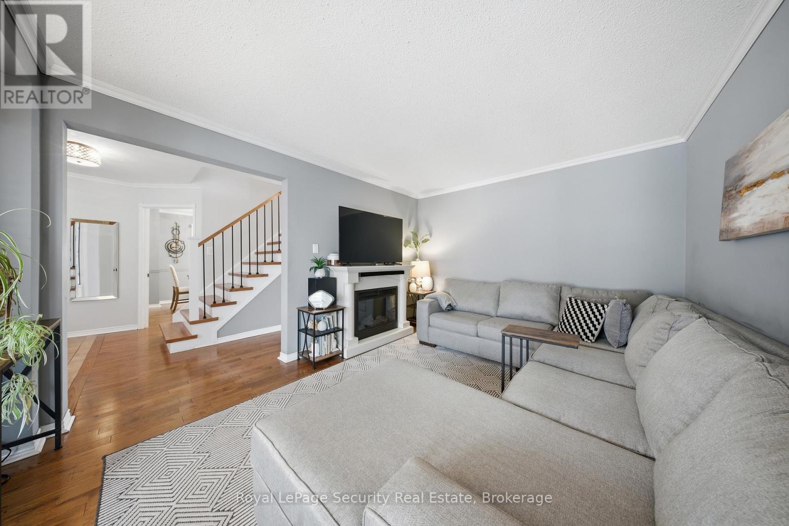 122 Browning Trail, Barrie, Ontario  L4N 6R3 - Photo 9 - S12894752