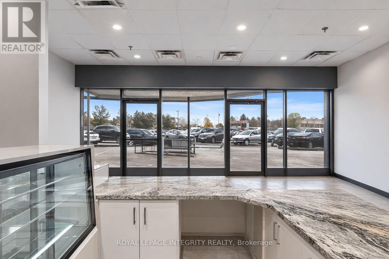 #12 - 250 Greenbank Road, Ottawa, Ontario  K2H 8X4 - Photo 5 - X12889636