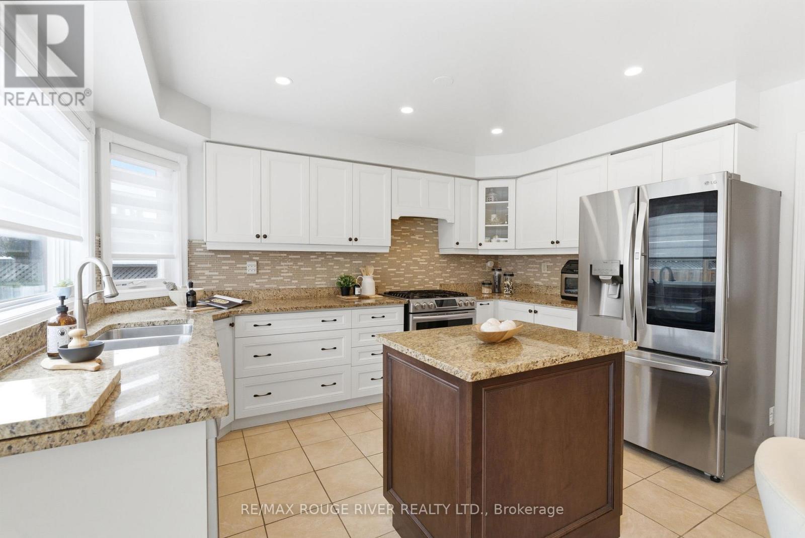 25 Glencedar Crescent, Whitby (Pringle Creek), Ontario  L1R 1X3 - Photo 12 - E12896436