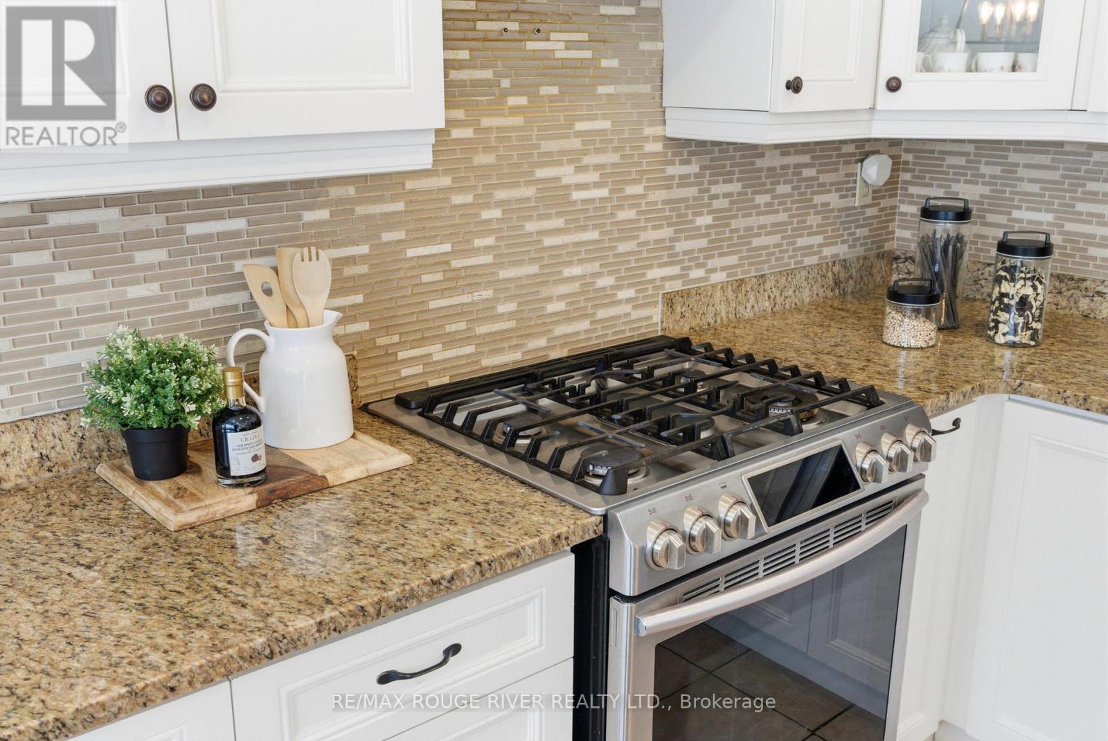 25 Glencedar Crescent, Whitby (Pringle Creek), Ontario  L1R 1X3 - Photo 14 - E12896436