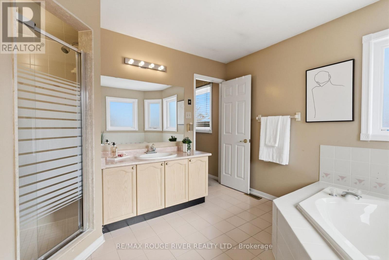 25 Glencedar Crescent, Whitby (Pringle Creek), Ontario  L1R 1X3 - Photo 26 - E12896436