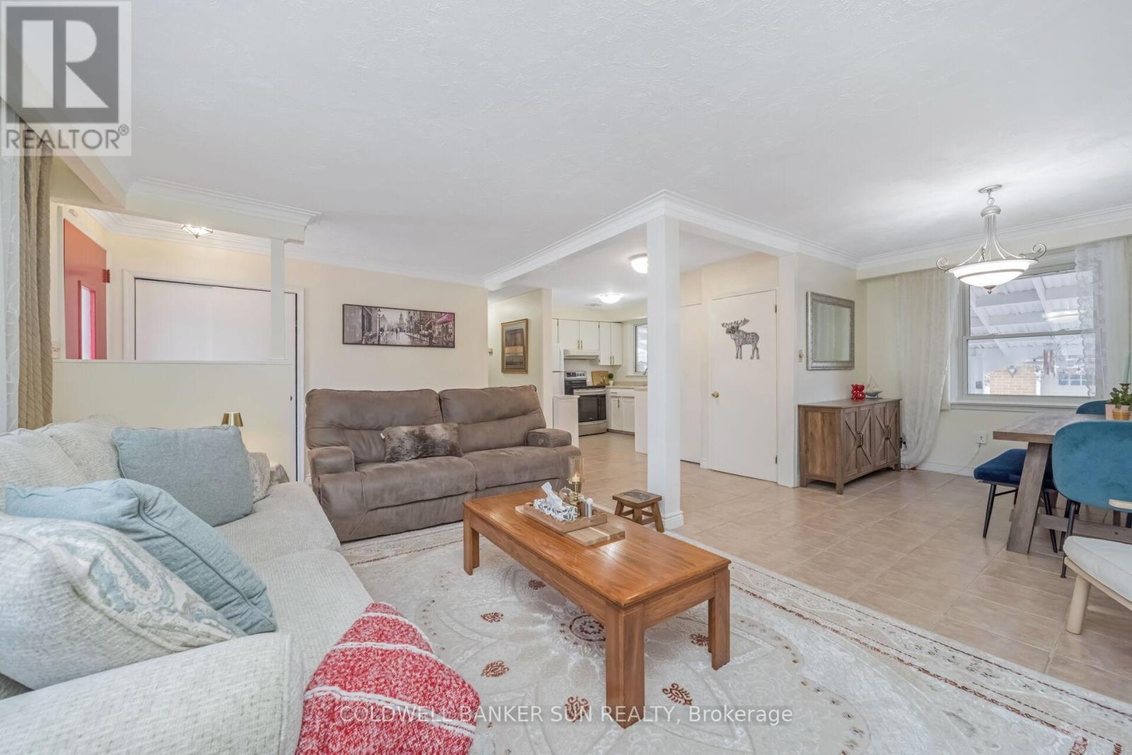 84 Dumbarton Street, Guelph, Ontario  N1E 3T7 - Photo 10 - X12894984