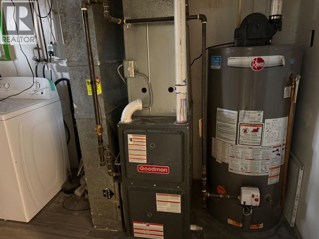 6351 58th Avenue, Red Deer, Alberta  T4N 6E2 - Photo 14 - A2292476