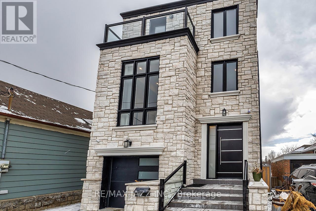 76 Haverson Boulevard, Toronto, Ontario  M6M 3J9 - Photo 2 - W12896536