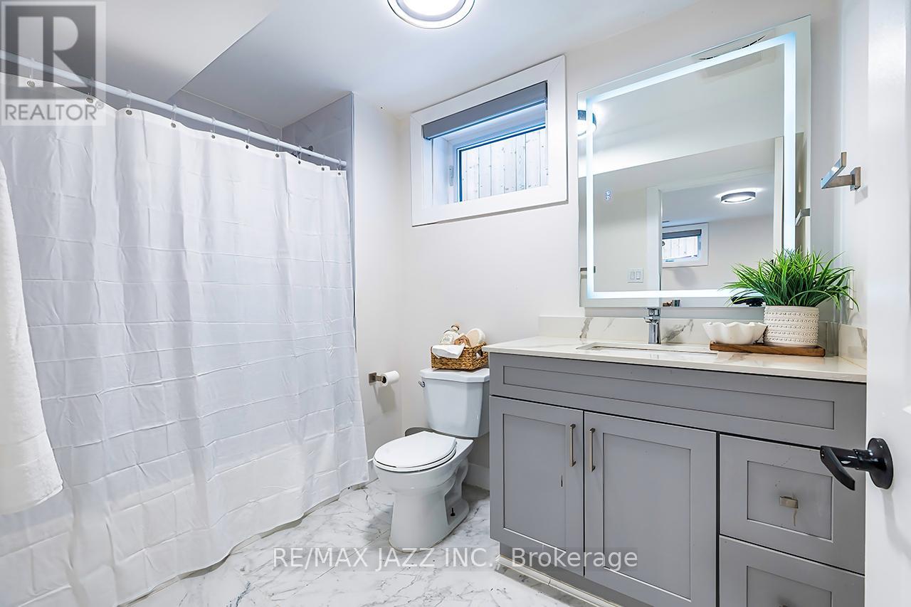 76 Haverson Boulevard, Toronto, Ontario  M6M 3J9 - Photo 42 - W12896536