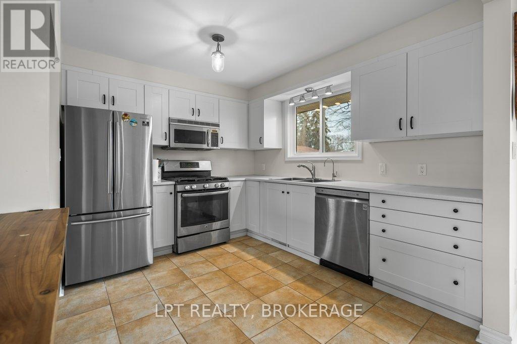 418 Knightsbridge Road, Kingston, Ontario  K7M 5S7 - Photo 12 - X12888046