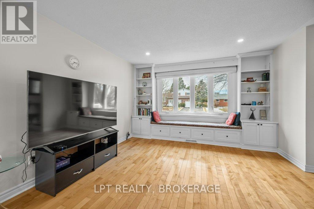 418 Knightsbridge Road, Kingston, Ontario  K7M 5S7 - Photo 6 - X12888046