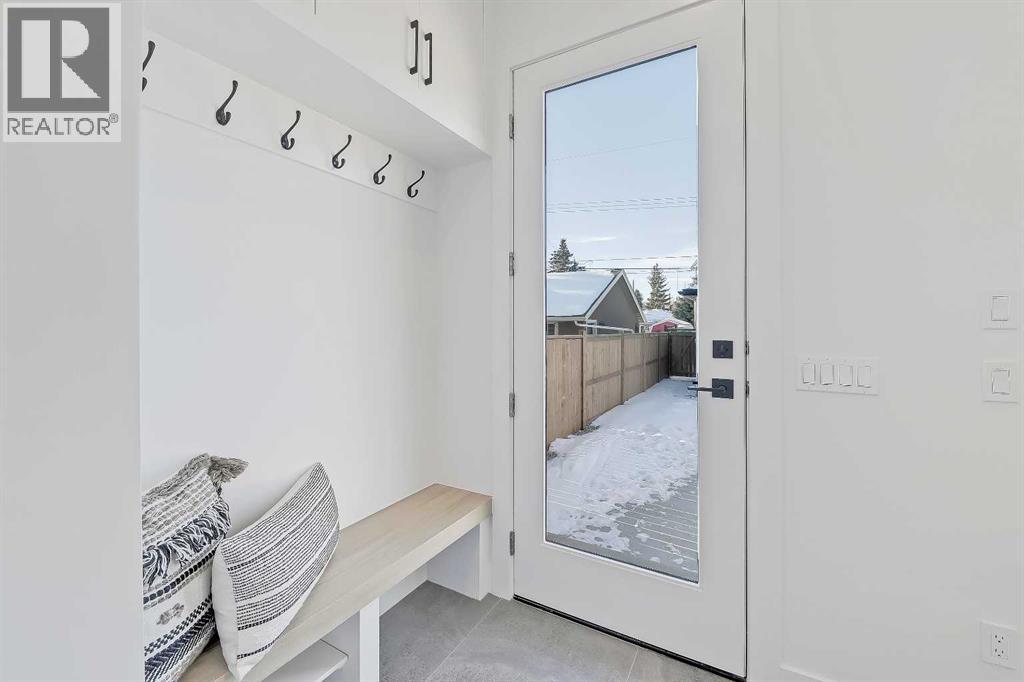 4605 80 Street Nw, Calgary, Alberta  T3B 2P2 - Photo 18 - A2283728