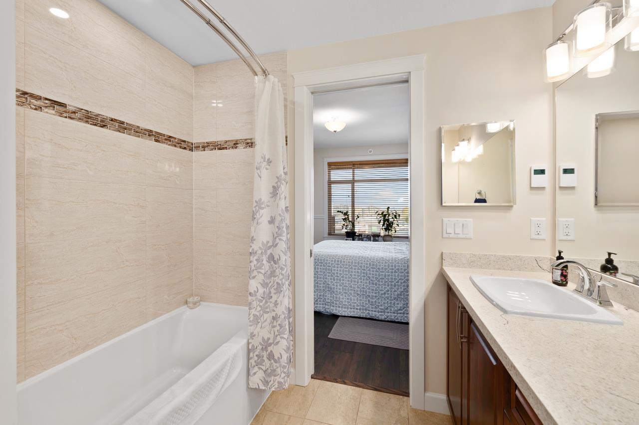 A510 20716 Willoughby Town Centre Drive, Langley, British Columbia  V2Y 3J7 - Photo 16 - R3101124