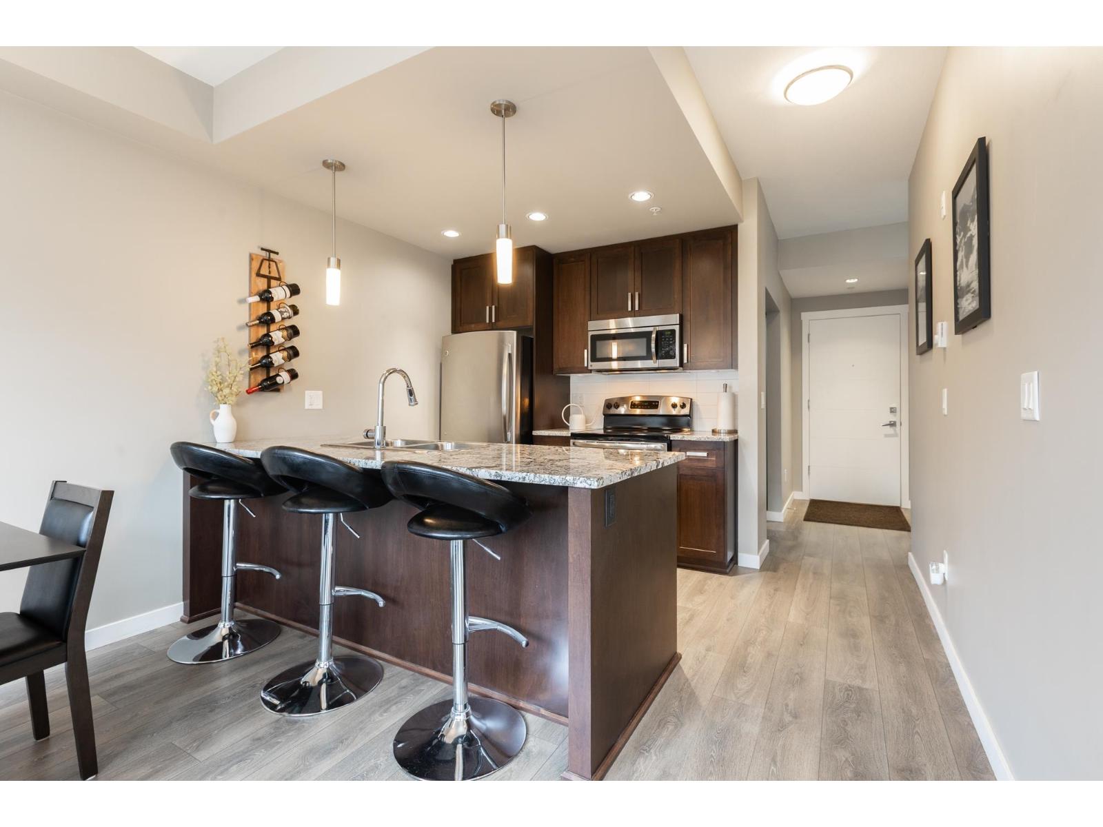 312 2238 Whatcom Road, Abbotsford, British Columbia  V3G 0E6 - Photo 5 - R3099957