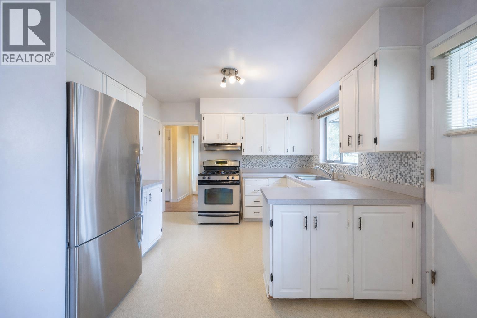 7620 Formby Street, Burnaby, British Columbia  V5E 2G2 - Photo 3 - R3100733