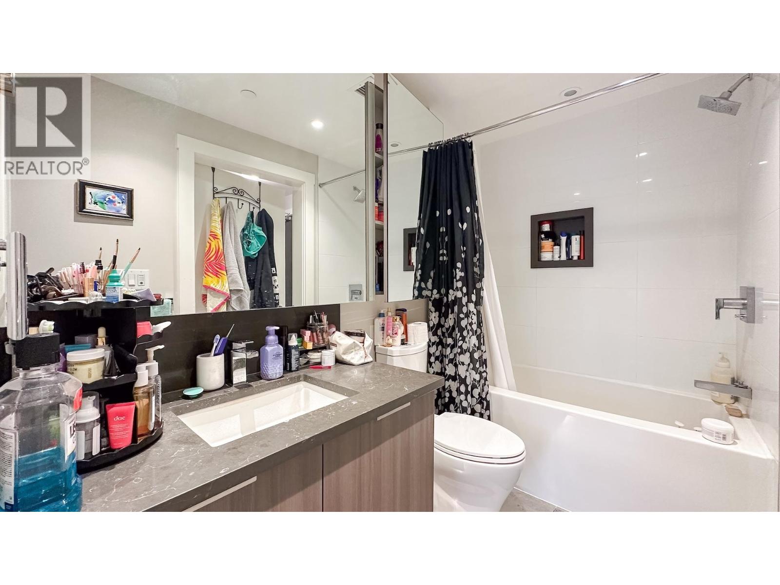 301 3588 Sawmill Crescent, Vancouver, British Columbia  V5S 0H5 - Photo 6 - R3101064