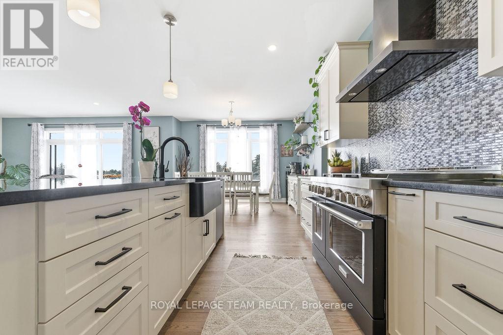 80 Raymond Luhta Crescent, Mcnab/braeside, Ontario  K7S 3G8 - Photo 19 - X12896474