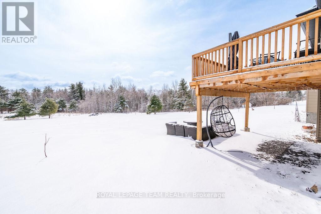 80 Raymond Luhta Crescent, Mcnab/braeside, Ontario  K7S 3G8 - Photo 4 - X12896474