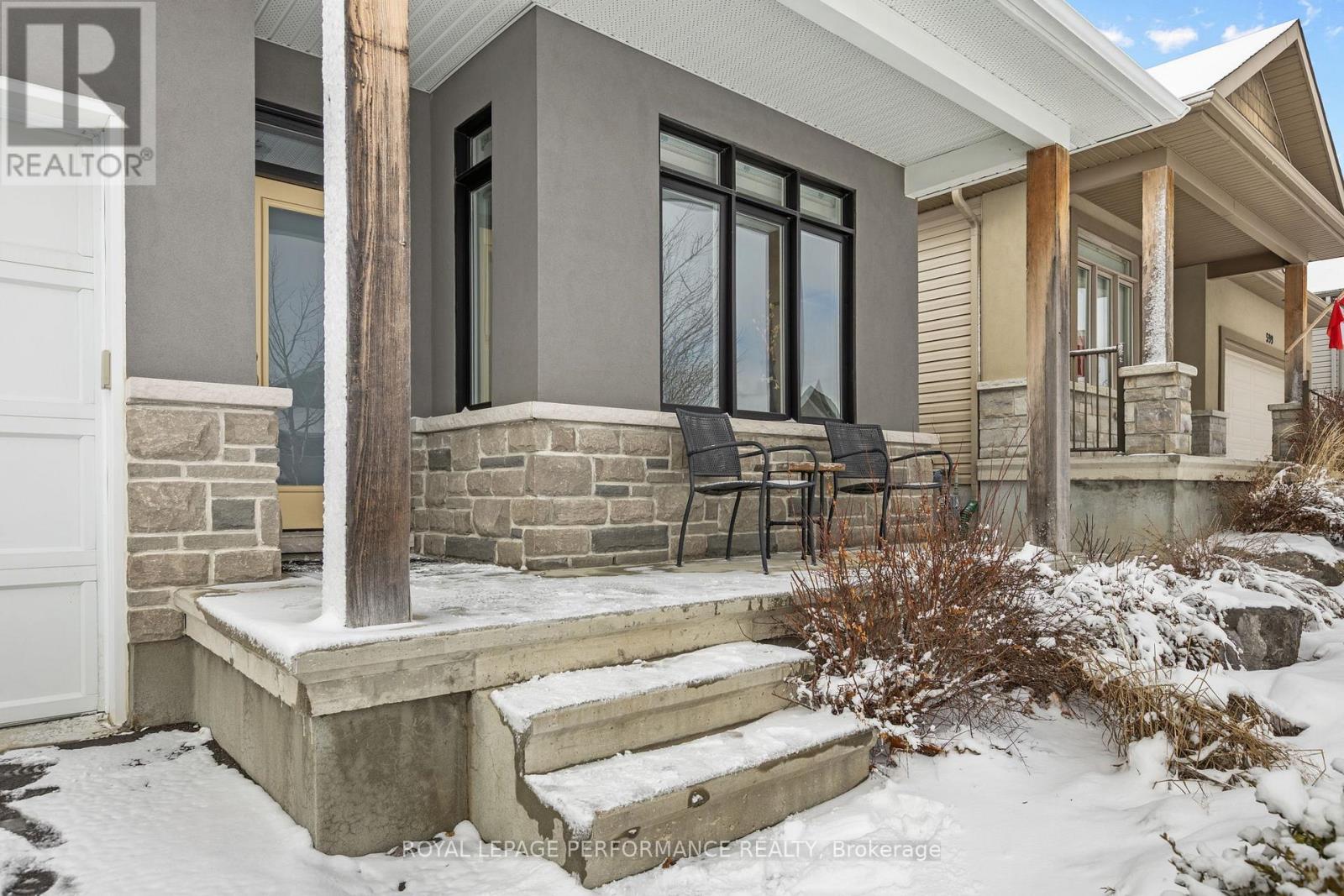 597 Robert Hill Street, Mississippi Mills, Ontario  K0A 1A0 - Photo 2 - X12896396