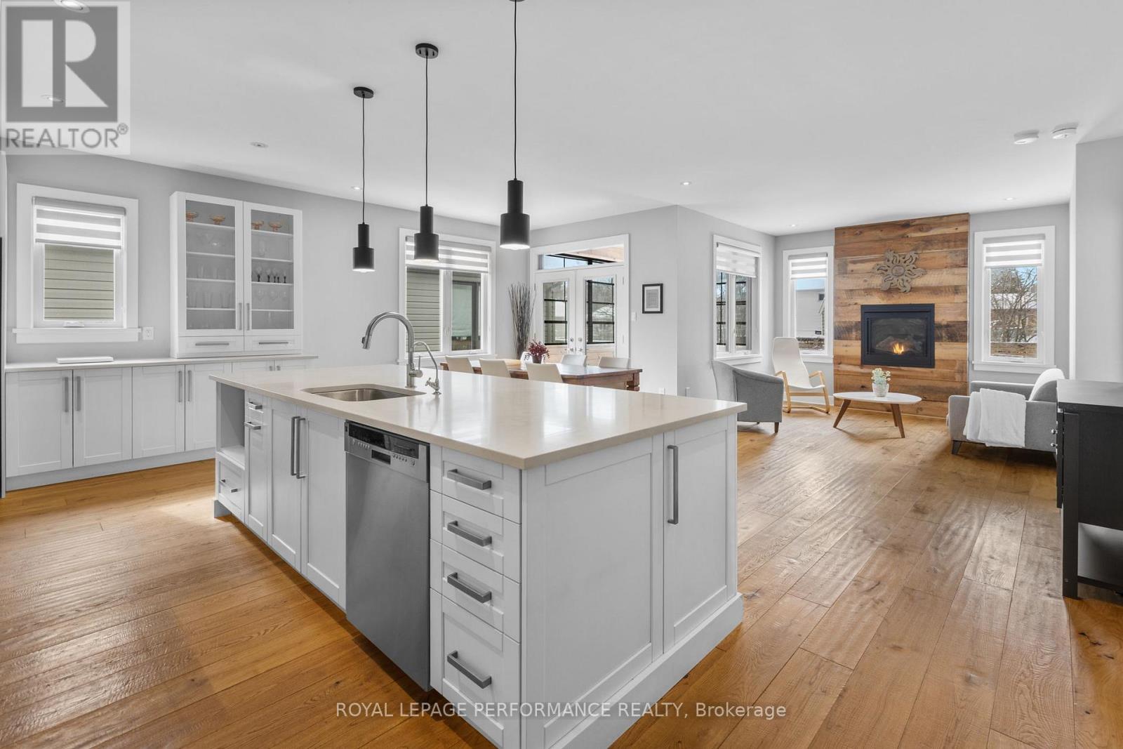 597 Robert Hill Street, Mississippi Mills, Ontario  K0A 1A0 - Photo 4 - X12896396