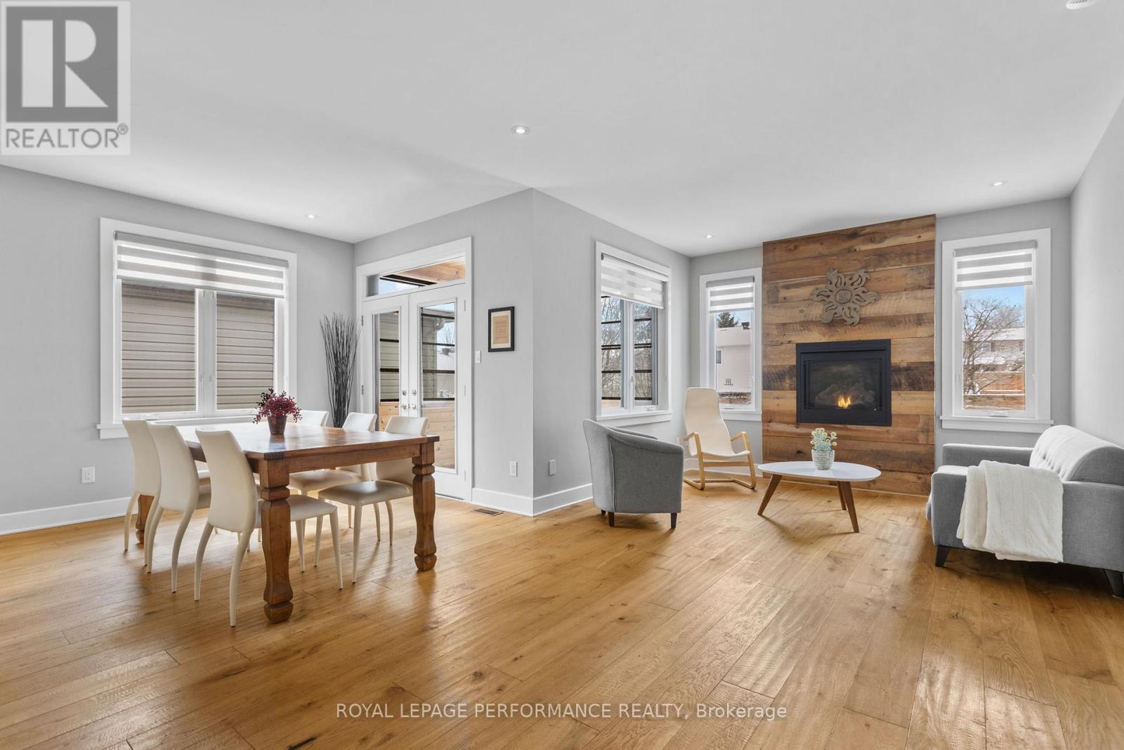 597 Robert Hill Street, Mississippi Mills, Ontario  K0A 1A0 - Photo 5 - X12896396