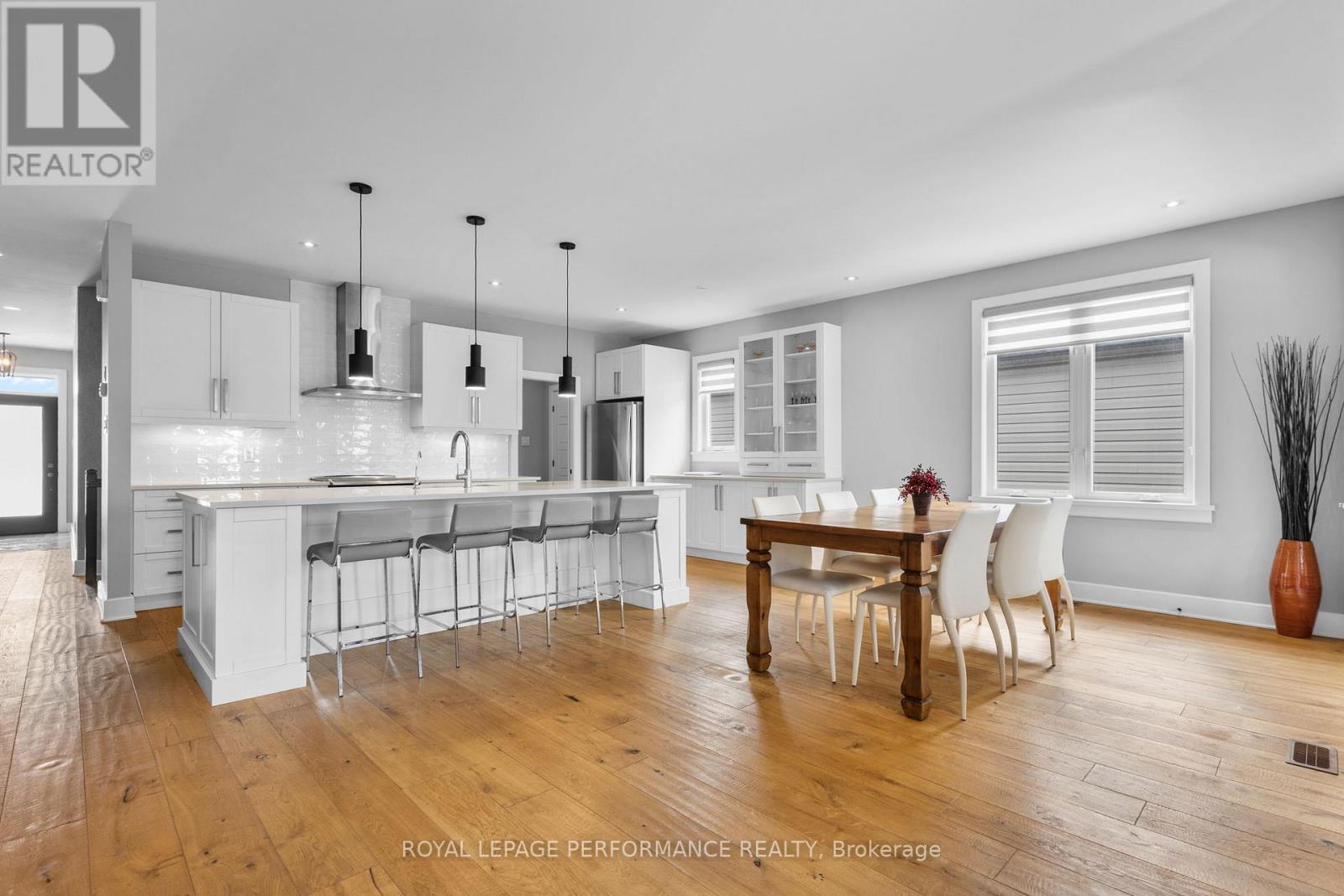 597 Robert Hill Street, Mississippi Mills, Ontario  K0A 1A0 - Photo 9 - X12896396