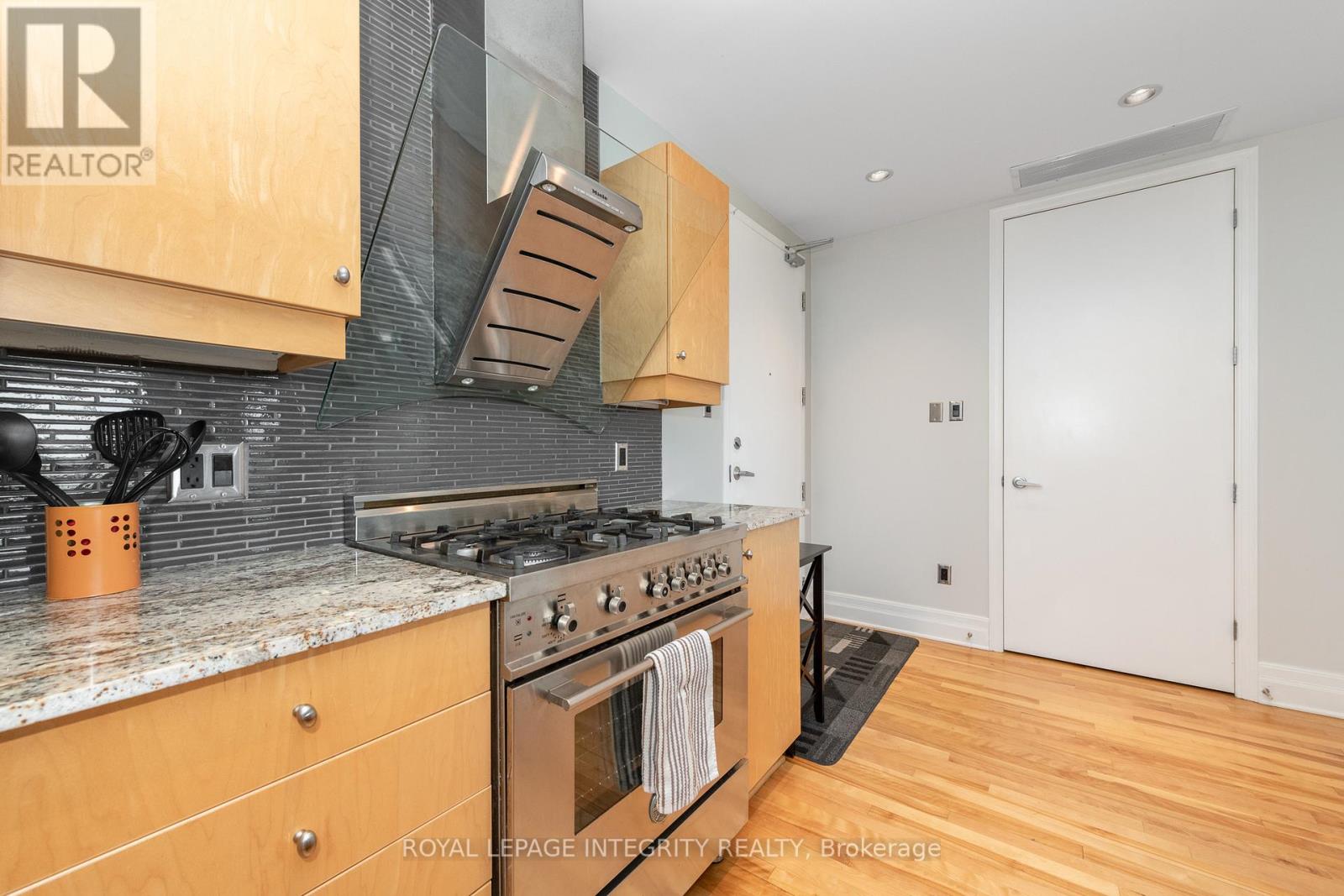 304 - 1422 Wellington Street, Ottawa, Ontario  K1Y 0X7 - Photo 11 - X12896440