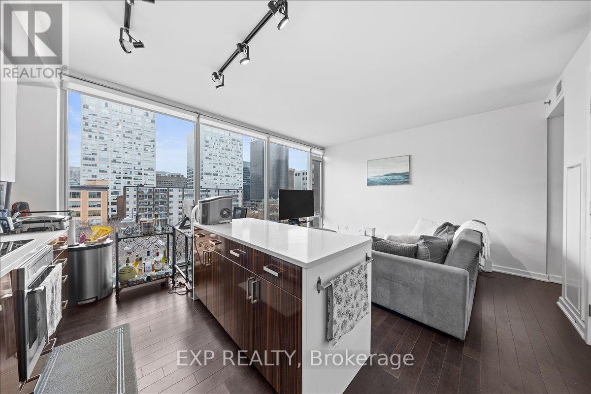 611 - 300 Lisgar Street, Ottawa, Ontario  K2P 0E2 - Photo 11 - X12896444