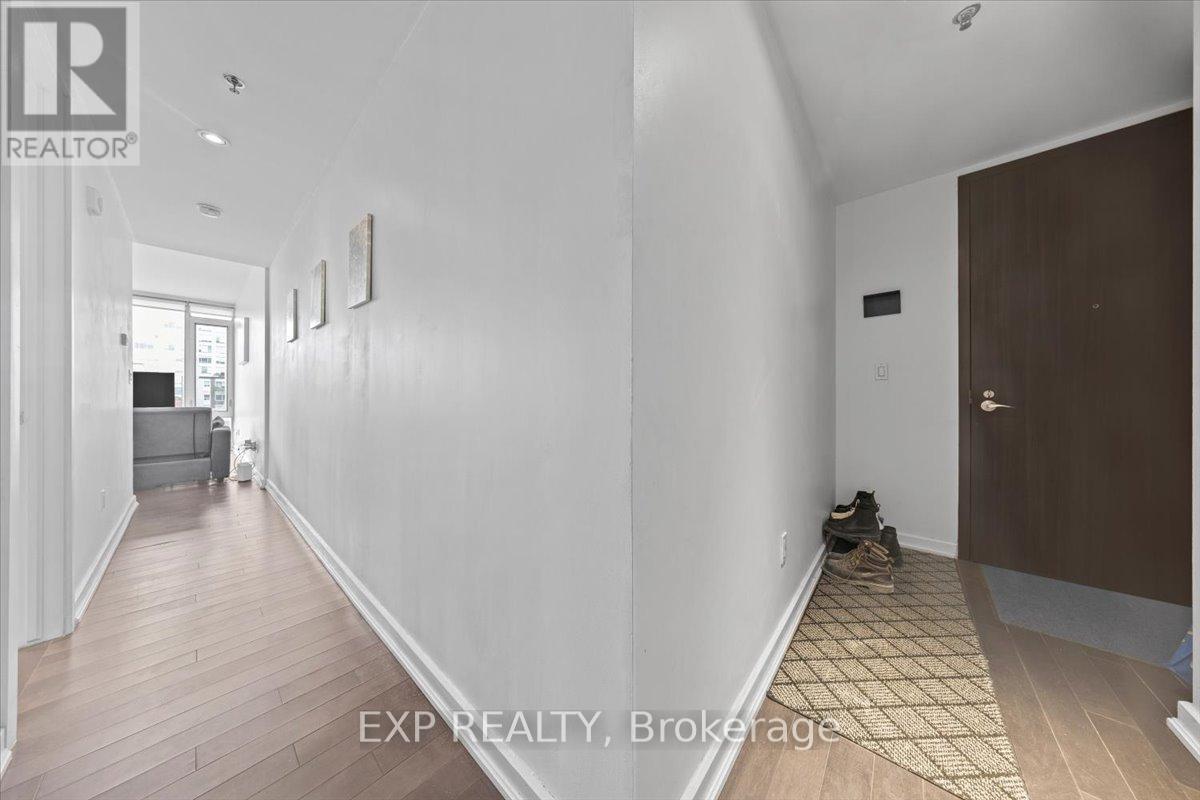 611 - 300 Lisgar Street, Ottawa, Ontario  K2P 0E2 - Photo 3 - X12896444