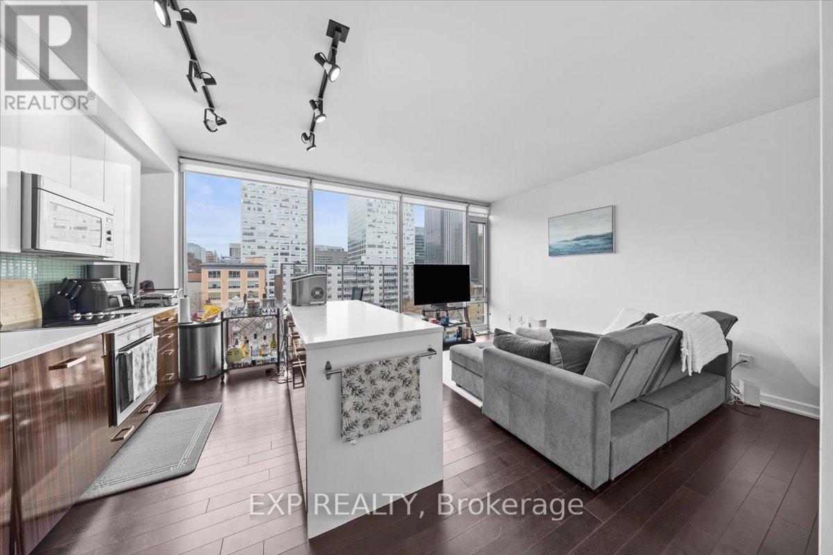 611 - 300 Lisgar Street, Ottawa, Ontario  K2P 0E2 - Photo 8 - X12896444