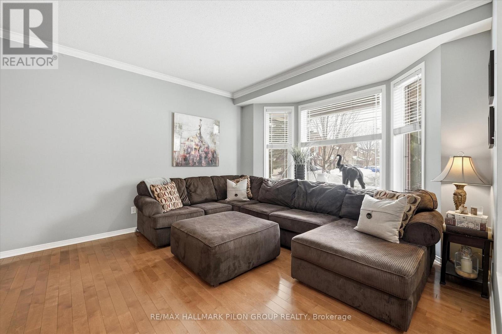 2234 Clermont Crescent, Ottawa, Ontario  K4A 4W6 - Photo 4 - X12896458