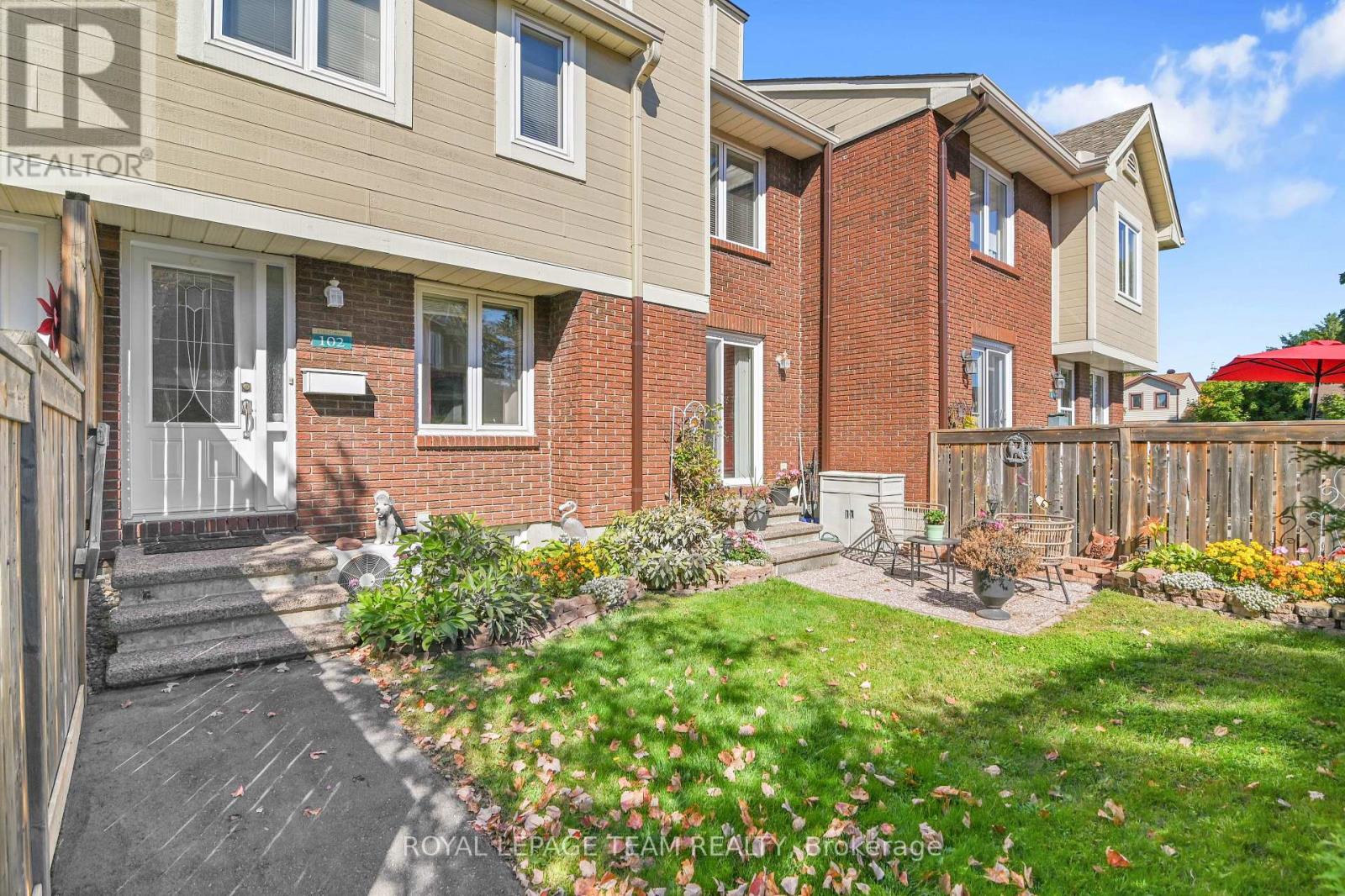 102 - 1785 Cabaret Lane, Ottawa, Ontario  K4A 2H2 - Photo 4 - X12896526